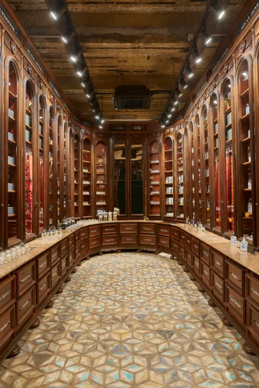 officineuniversellebuly The Hong Kong Central Officine