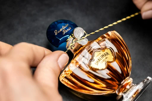 guerlain The Historic Boutique, avenue des Champs-Élysées